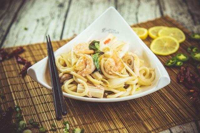 Creamy Sauce Seafood Pan Fried Udon